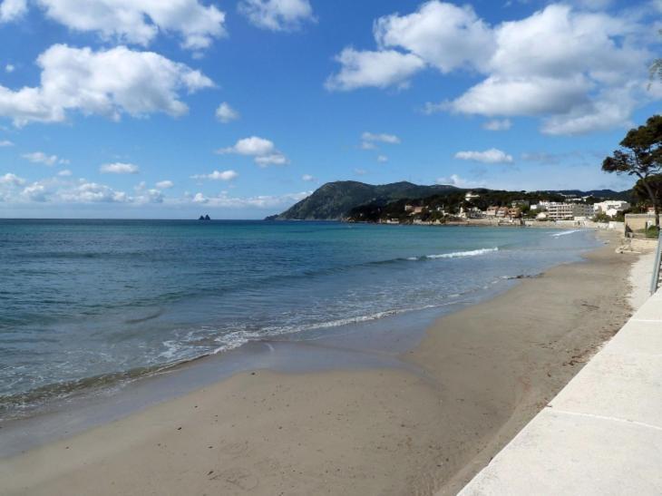 Les Bois Flottes . Plage De La Verne La Seyne-sur-Mer Luaran gambar